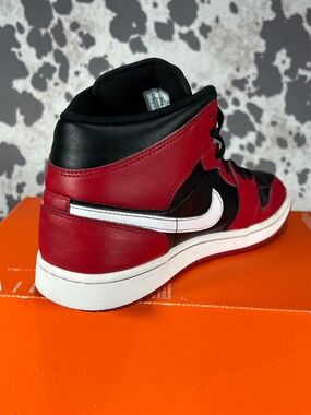 JORDAN ONES